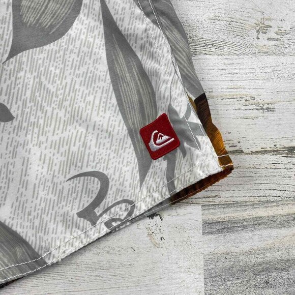 Quiksilver Board Swim Trunk Shorts Mens Small Grey Yellow Hawaiian Tropical - Picture 2 of 10